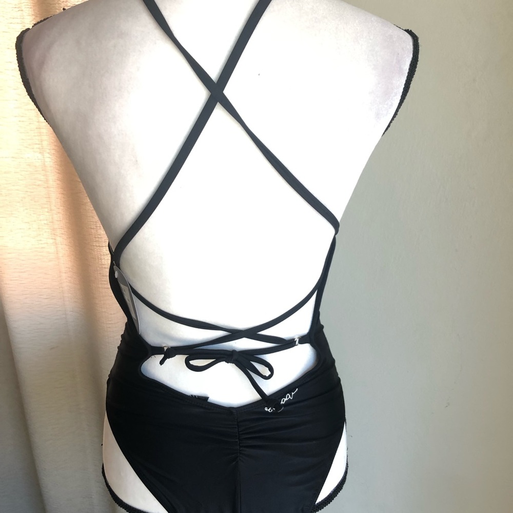 Swimsuit - Picture 2 of 3